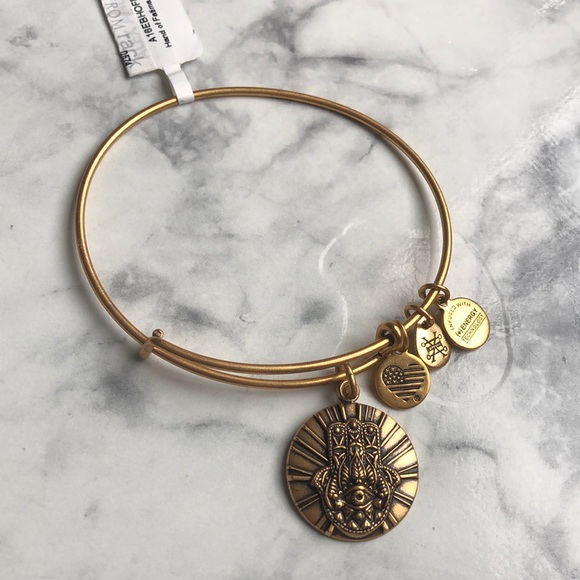 NWT Alex and Ani Hand of Fatima Bangle - Picture 2 of 3